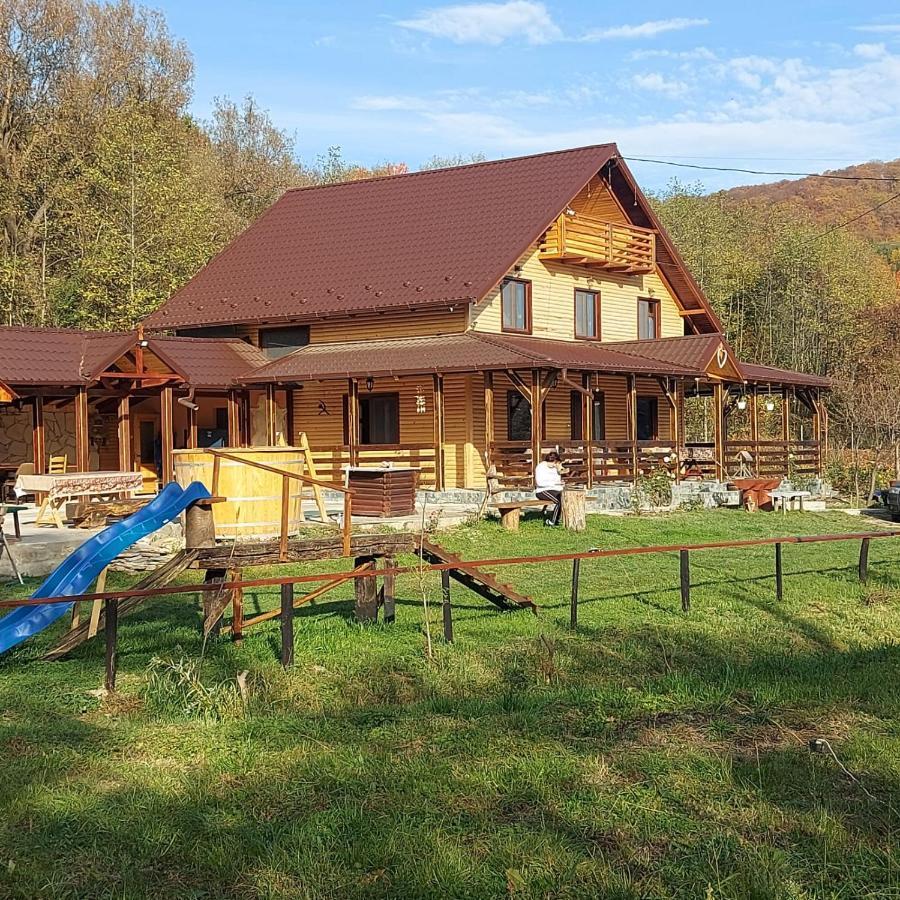 Cabana Lunca 티르구 네암트 외부 사진